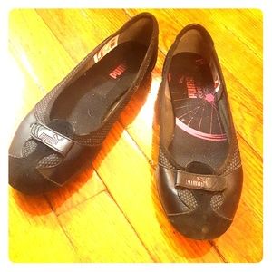 Women's Black Puma Flats | Size 7